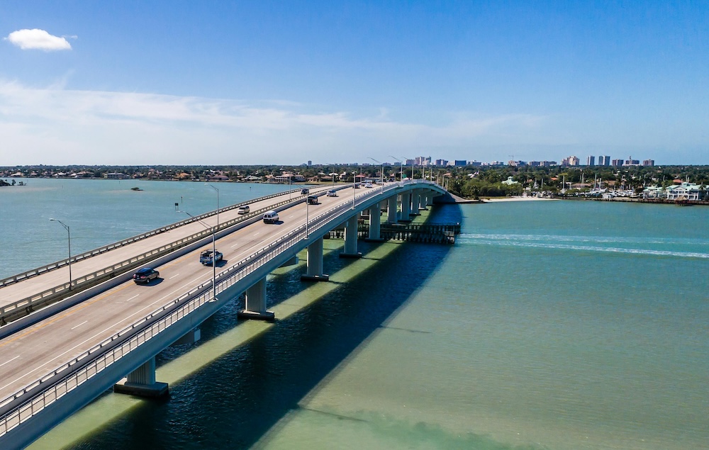 Cars driving along the Jolley Bridge in FL